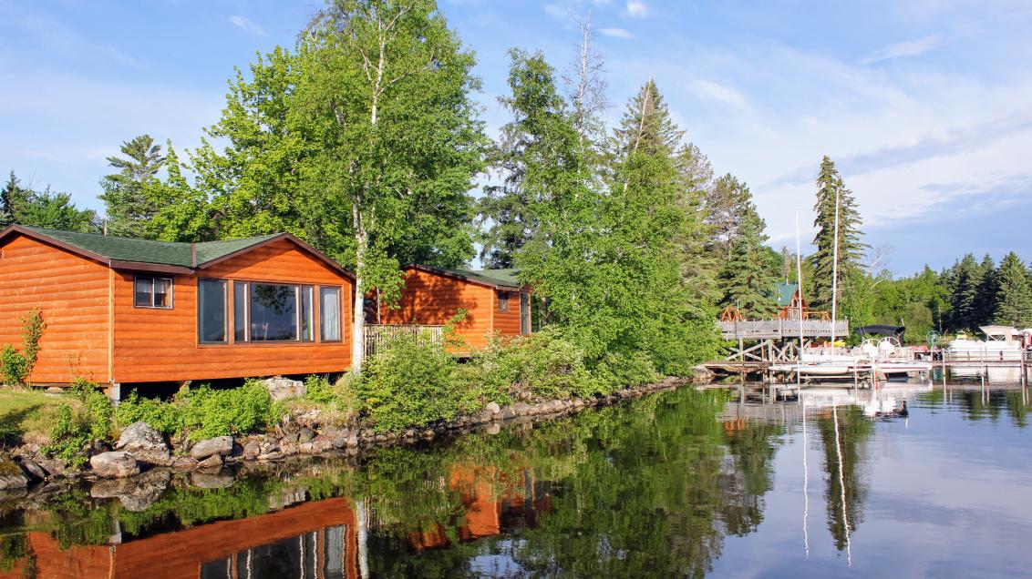 Photo of lakeside cabins on Lake Vermilion
